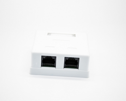 RJ45插座雙口8P8C非屏蔽PCB板安裝CAT6桌面網絡接口